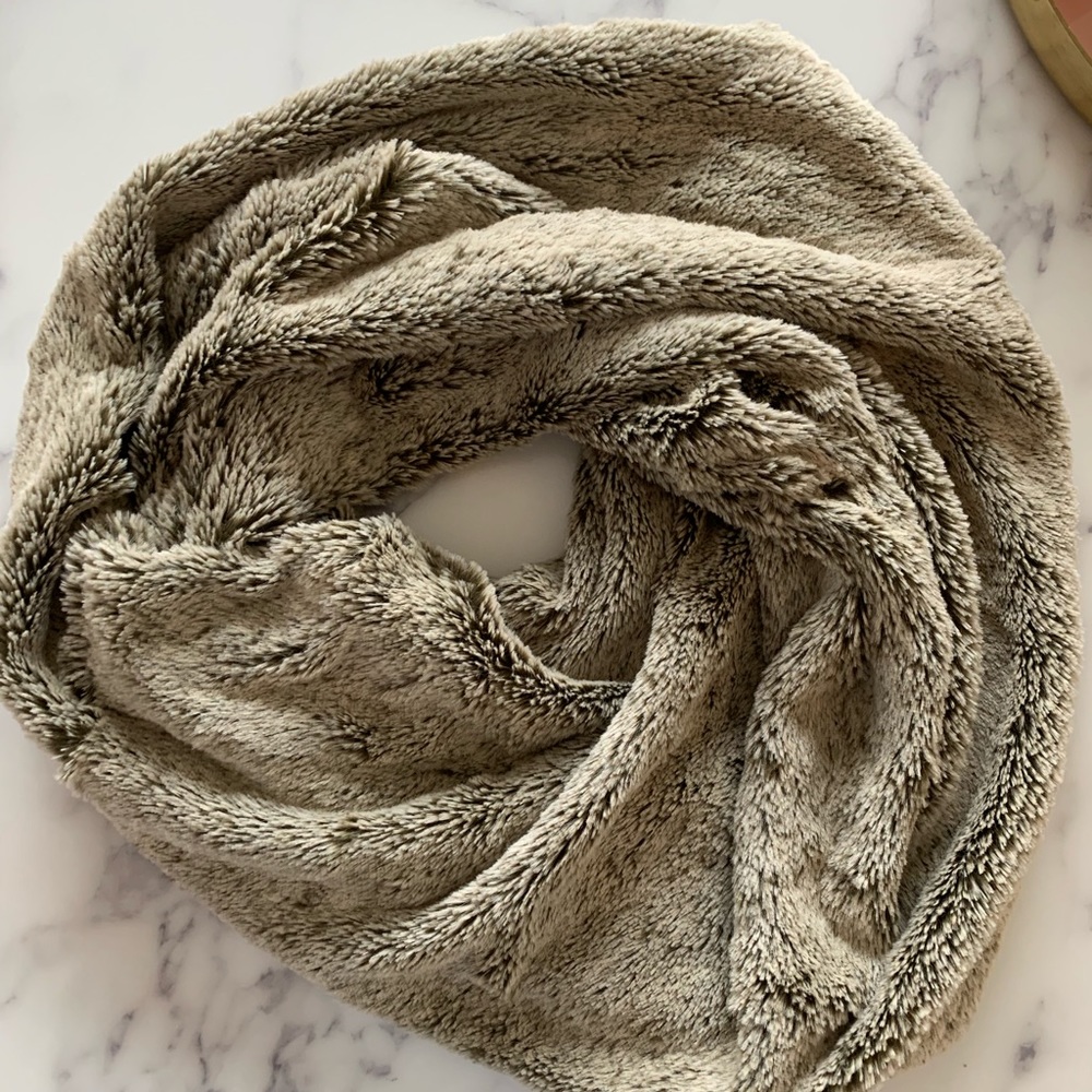 Faux fur infinity scarf